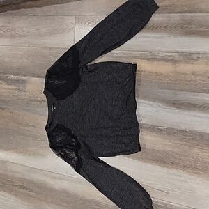 Womans long-sleeved sweater /shirt